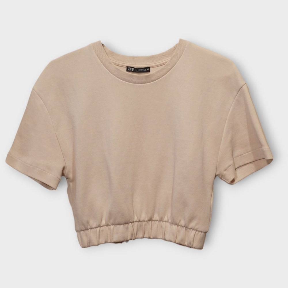 ZARA - Cropped Short Sleeve Sweatshirt